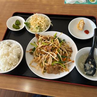 レバニラ炒め定食