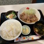 生姜焼き定食(ともゑ ふぐ料理店)