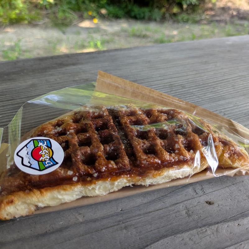 クロッフル(ベーカリー工房 ほっほ)