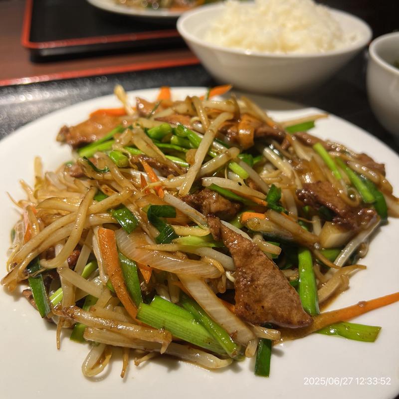 レバニラ(錦秀菜館 神保町店)