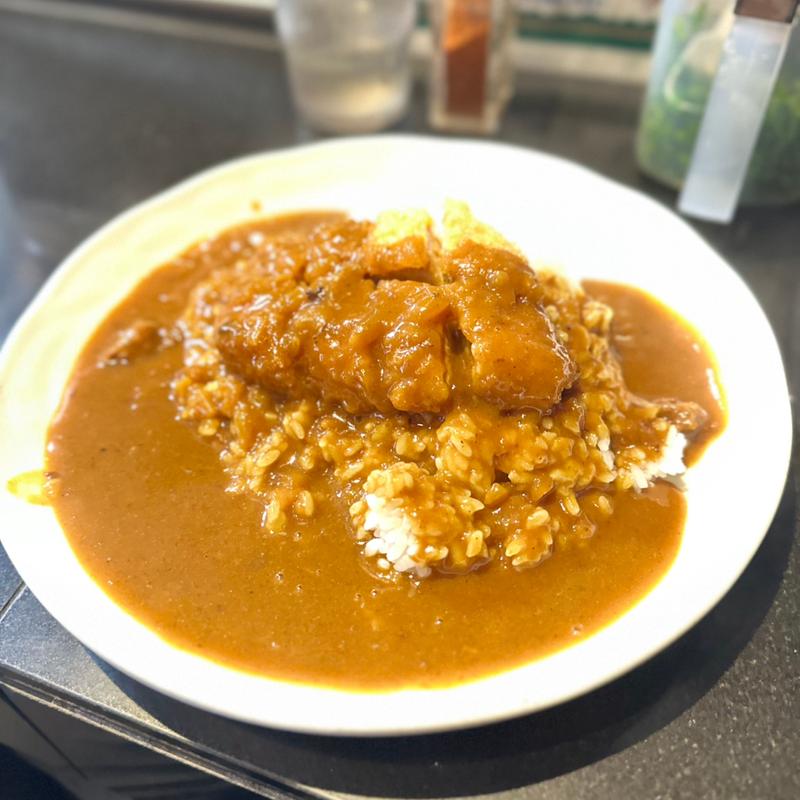 カツカレー(カレー屋 本格カレー カルダモン.)