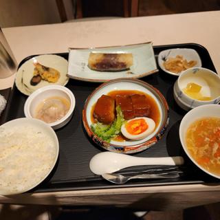 中華御膳Ⓑ沖縄豚のラフテー