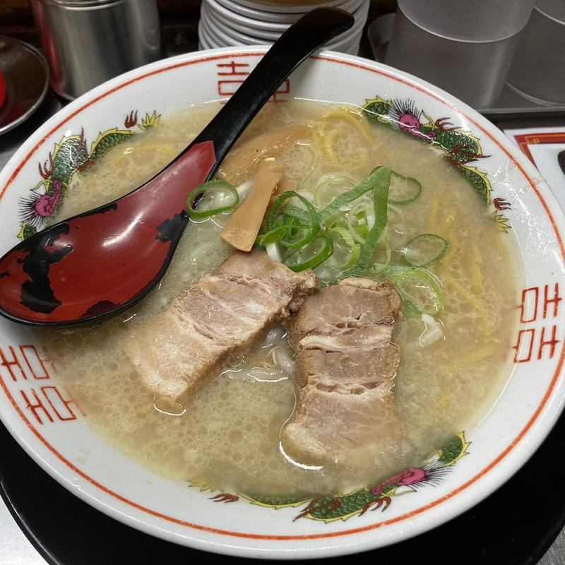塩とんこつラーメン(天龍ラーメン 八仙楼)