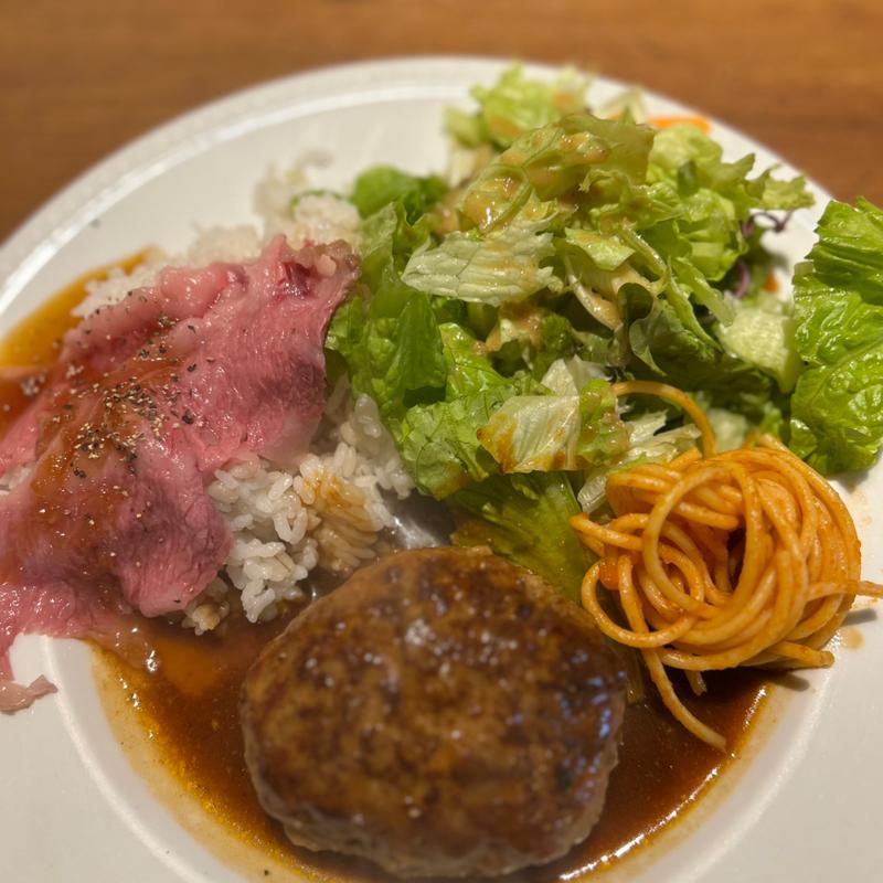 ツバキランチプレート(ダイニングバー ツバキ)