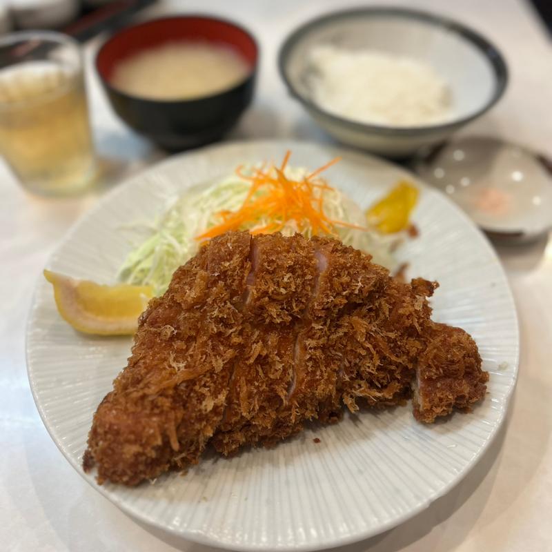上ロースかつ定食(まるやま食堂 )