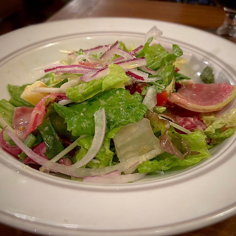 グリーンサラダ ビネグレットアッチューガ(ワイン酒場 GabuLicious 仙台 （ガブリシャス）)