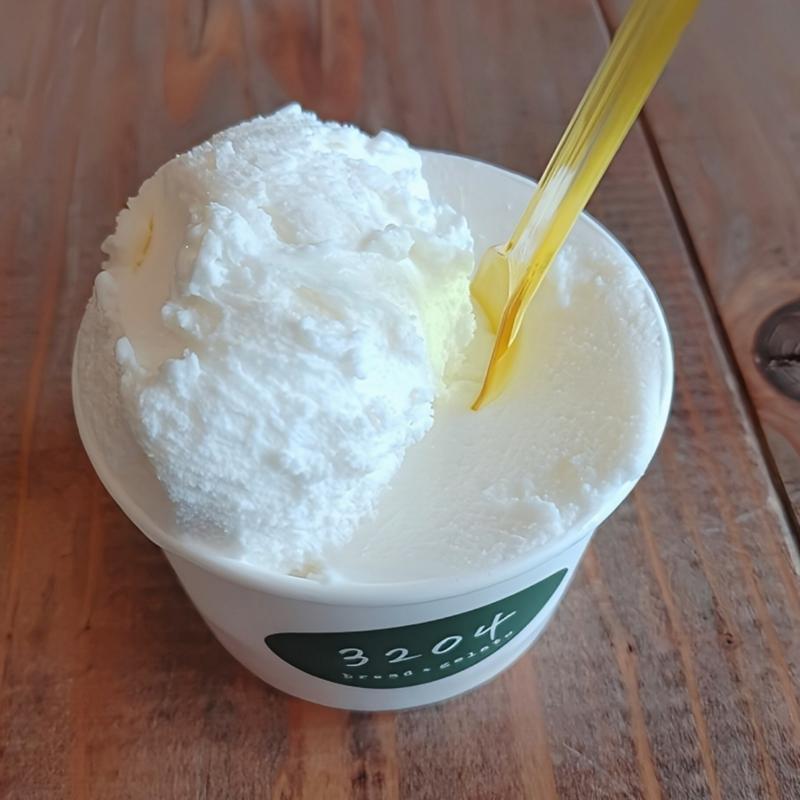 みるく(3204bread&gelato)