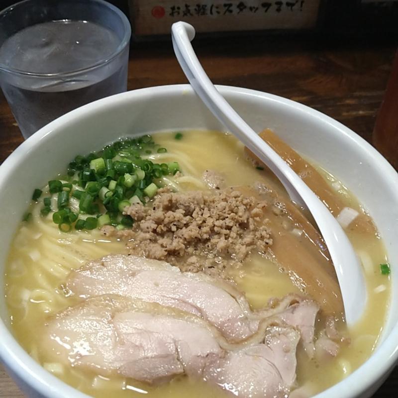 白鶏らーめん(鶏の穴)