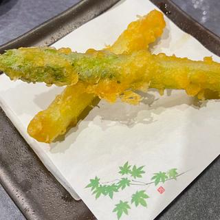 アスパラの天ぷら(鈴亭 （リンテイ）)