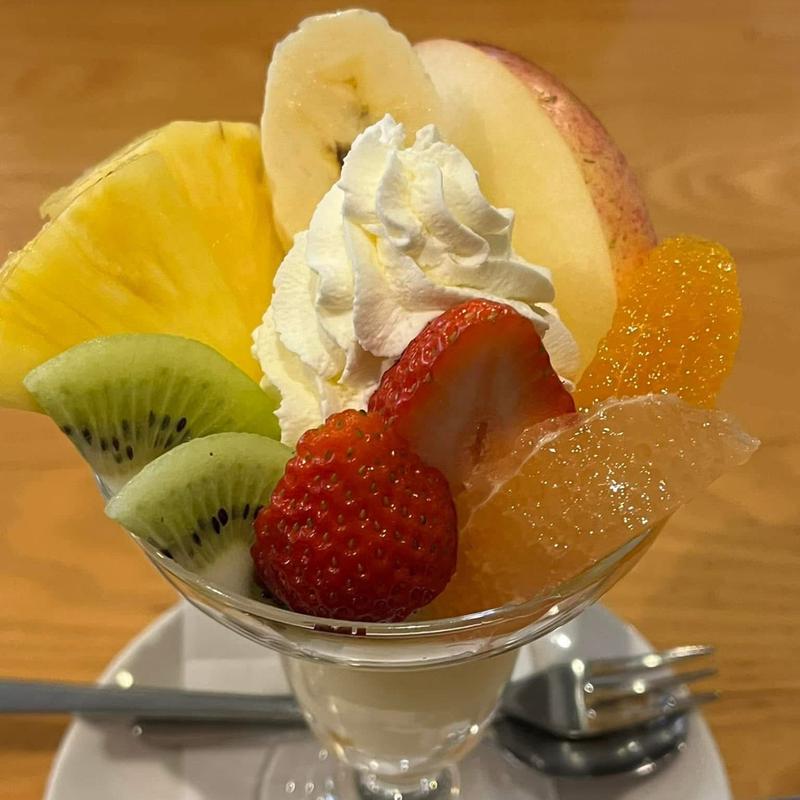 本日のフルーツパフェ(フルーツパーラーゴトー)