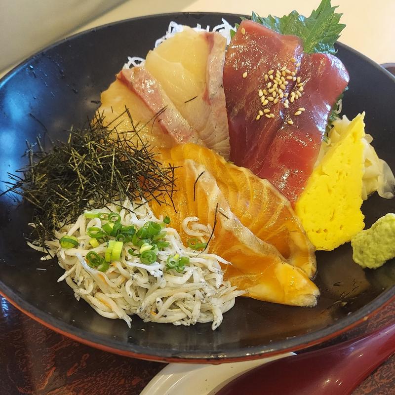 (築地食堂源ちゃん豊川イオンモール店)