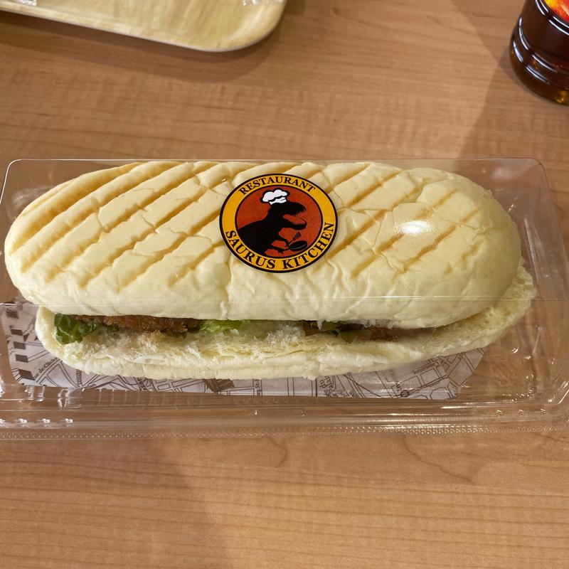 恐竜パニーニ(レストラン ザウルスキッチン)