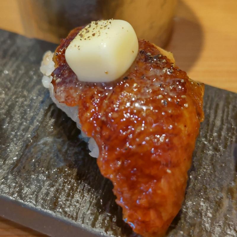 うなぎ 黒胡椒バター(鮨・酒・肴 杉玉 大船)
