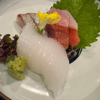 刺身盛り合わせ