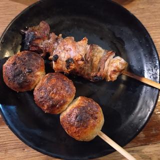 つくね　なんこつ(もつ焼き ばん 五反田店)