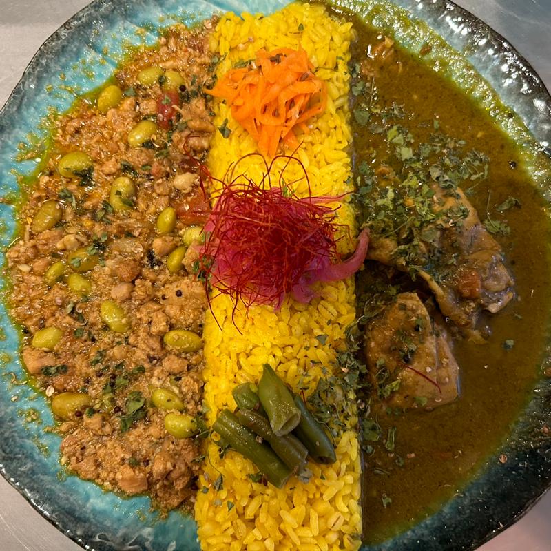 2種盛り(スパイスカリー銀座半月)