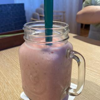いちごバナナスムージー(むさしの森珈琲 豊橋江島店)