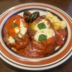 もち豚肩ロースとモッツァレラの重ね焼き ピザ職人風