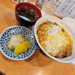 上カツ丼(中華・洋食　やよい )
