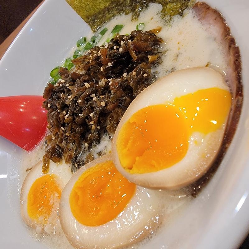 期間限定熊本高菜ラーメン(熊本ラーメン黒鵬)
