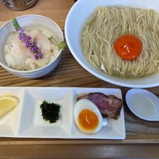真鯛の冷やしラーメン出汁茶漬けセット(鶏か、鶏以外か。)