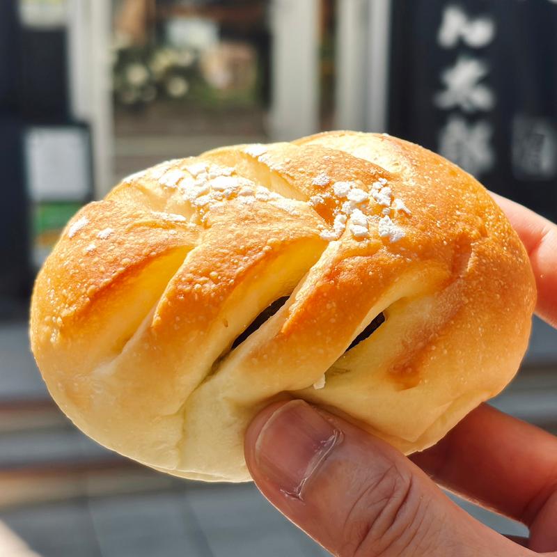 狭山茶あんぱん(パン処ぱん太郎)