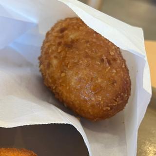 牛肉ゴロゴロのカレーパン