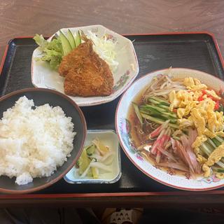 冷やし中華アジフライセット(喜楽亭食堂 )