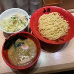 豚鶏つけ麺、野菜
