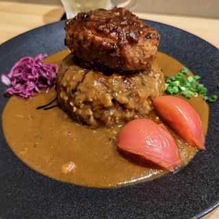 スパイシー欧風カレー＋ハンバーグ＋焼きトマト