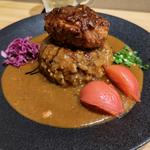 スパイシー欧風カレー＋ハンバーグ＋焼きトマト
