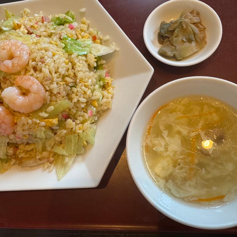 エビとレタスのチャーハン(大盛り)(中華ダイニング 龍の壺 （中華DINING 龍の壺）)