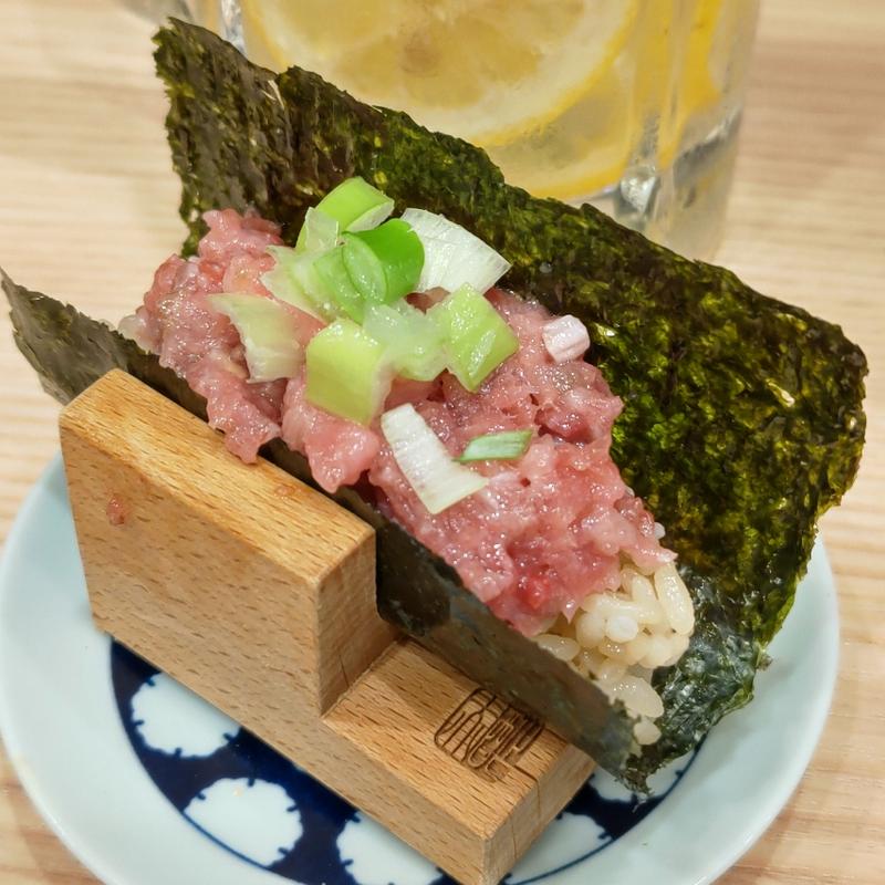 とろねぎ(貝・海苔巻き 野毛しらはら)