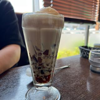 カフェオレフロート