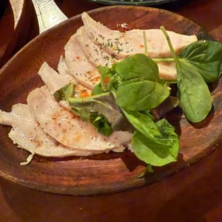 大山鶏のムネ肉のハム