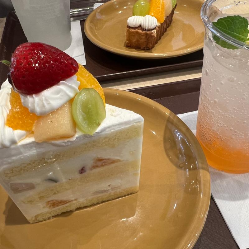 フルーツカスタードショートケーキ(エスプレッソ・アメリカーノ アルカキット錦糸町店)