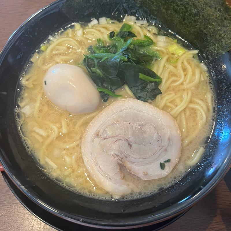 味玉ラーメン(横浜家系ラーメン 飛龍家(ひりゅうや))