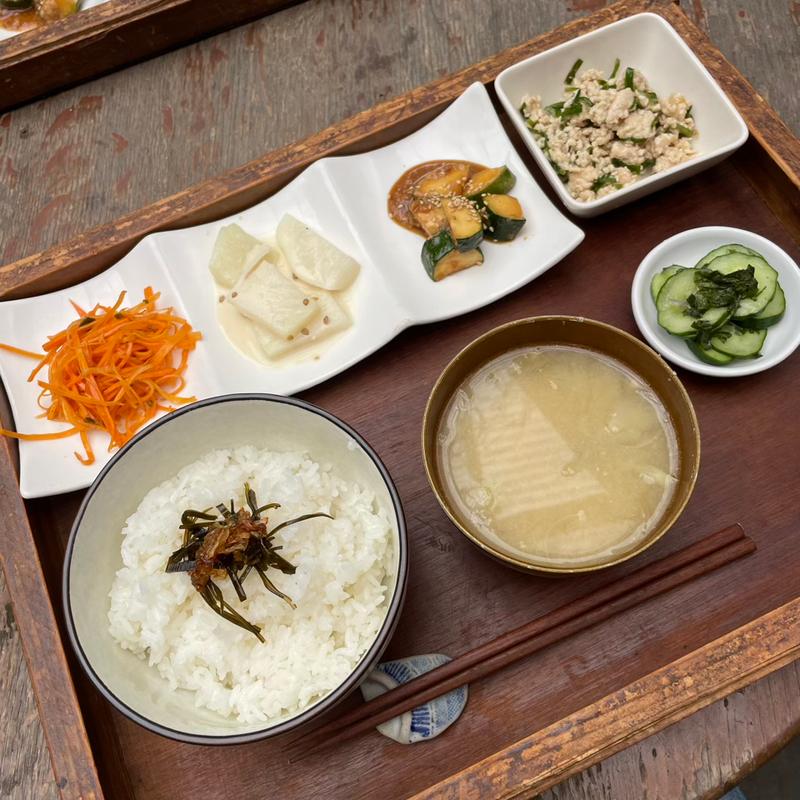 農園野菜定食(ショクヤボ農園)