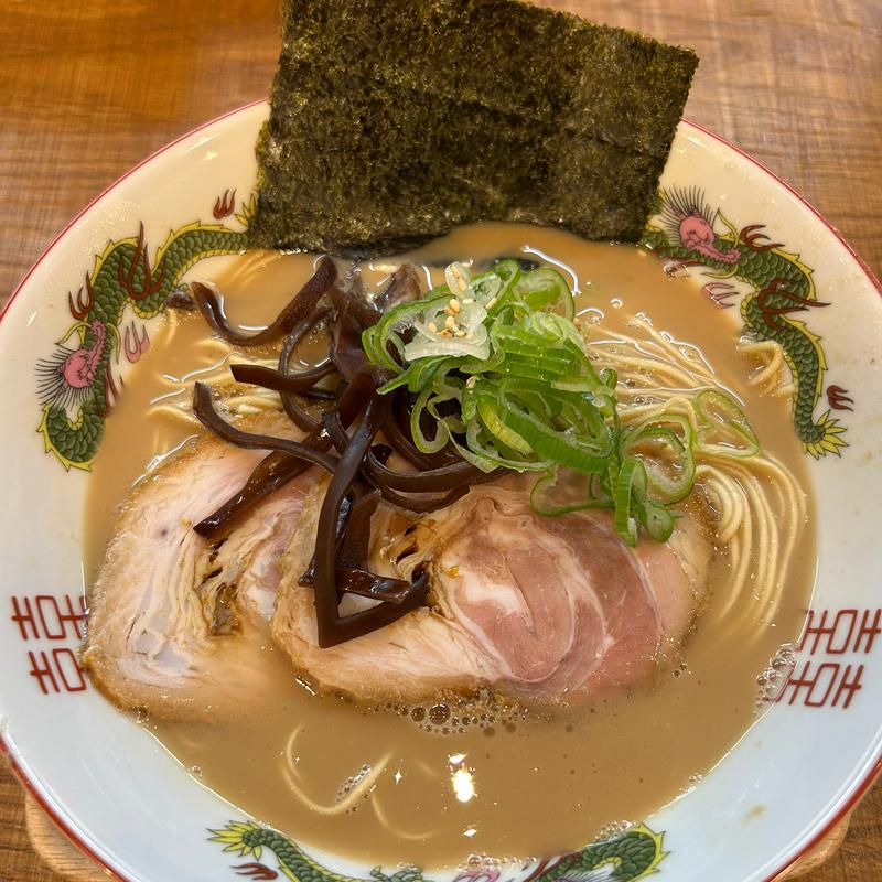 とんこつラーメン(麺々 結び)