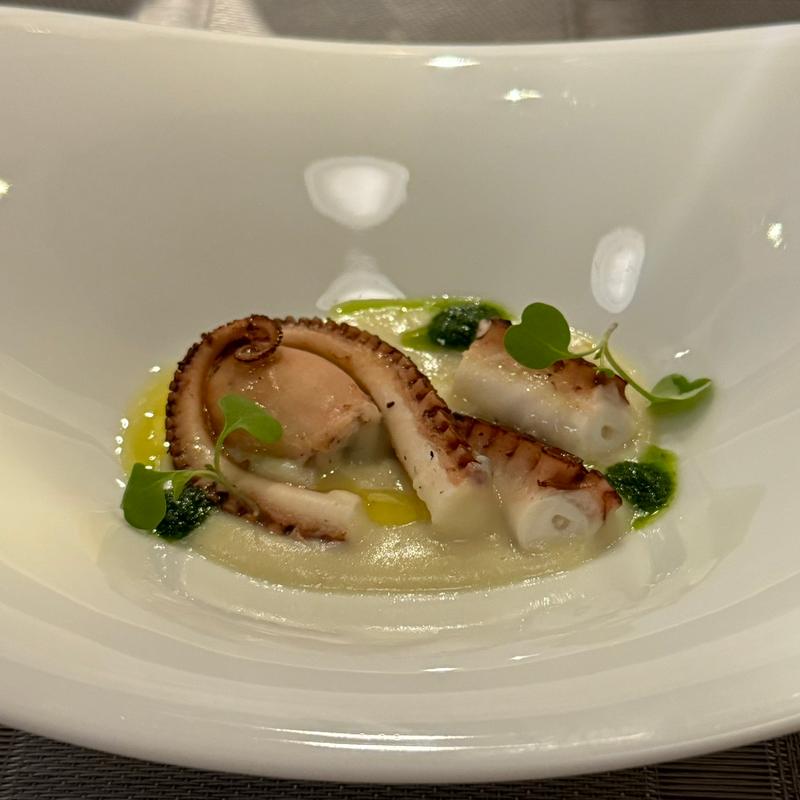 〜旬のひとさら〜 柔らかく煮た三河の飯蛸とマッコディファーベ(プロスペロ)