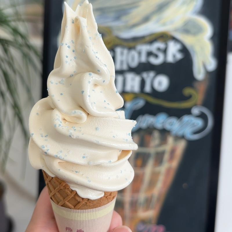 流氷ソフトクリーム(カフェドクリオネ)