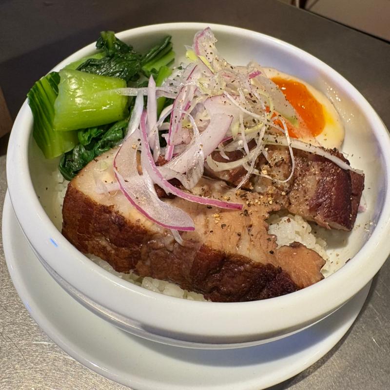 ルーロー飯(KAMERA)