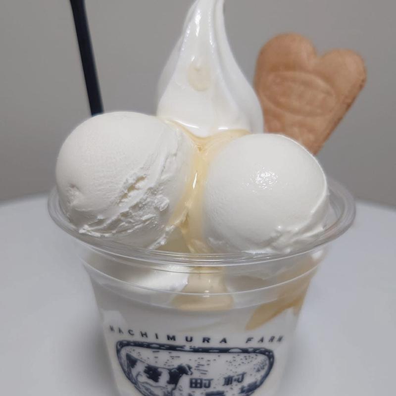 マスカルポーネとクリームチーズのはちみつサンデー(町村農場 東京・丸の内店)