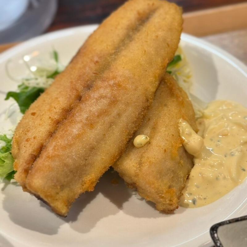 あじフライ定食(あじフライ食堂かば)