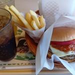 スパイシーモスチーズダブルバーガー