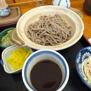 モツ煮セット　冷たい蕎麦