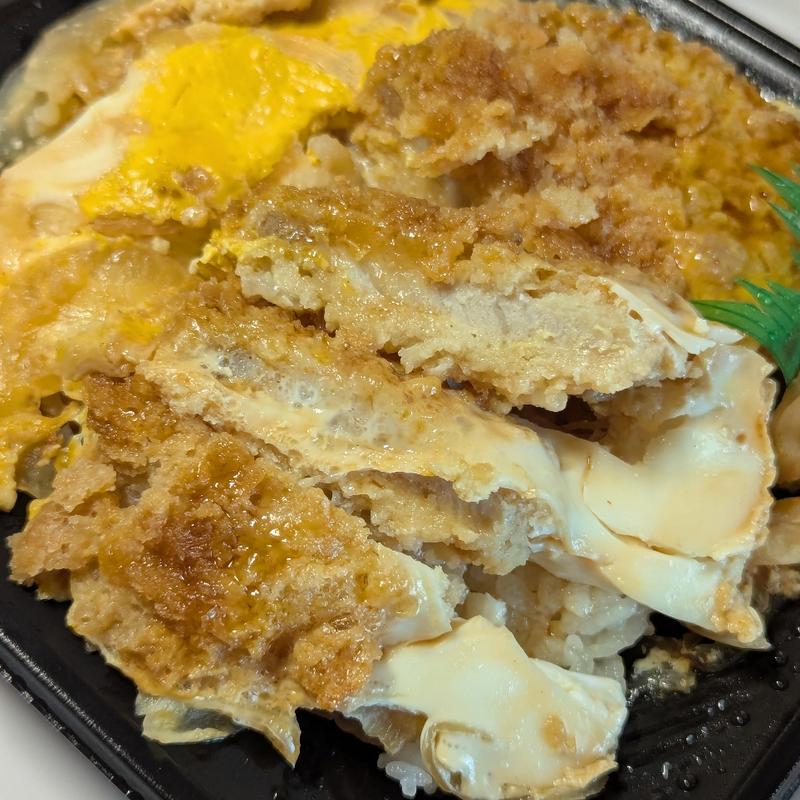 だし香る濃口かつ丼（大）(スーパーベルクス 浦和原山店)