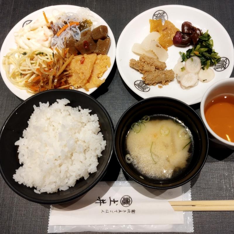 朝ごはん(炊き立てごはん お味噌汁＆ビュッフェ)(竈炊き立てごはん 𡈽井 京都駅八条口店)