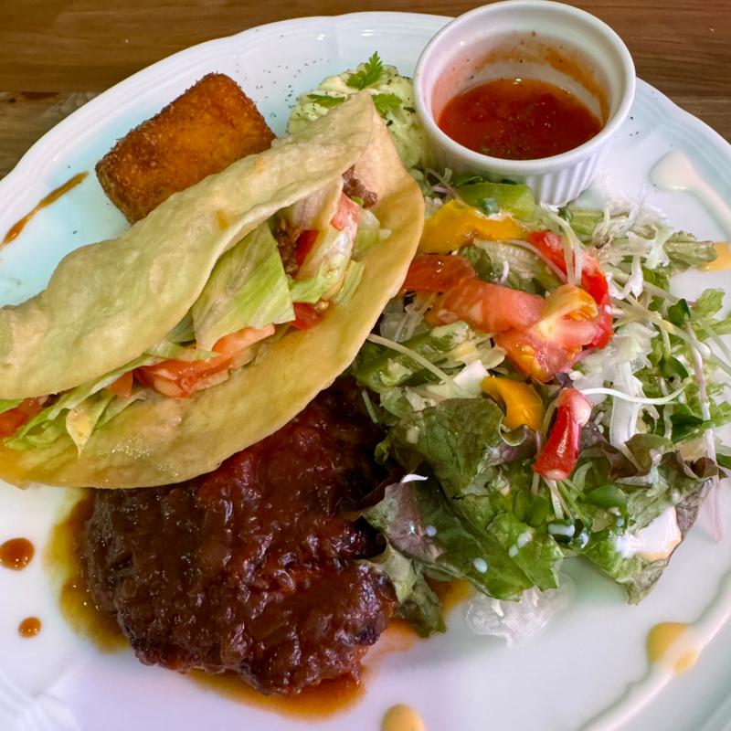 デミバーグセットカニクリームコロッケ付きにタコストッピング(GRILL&PARLOR PARADISSO（パラディッソ）)