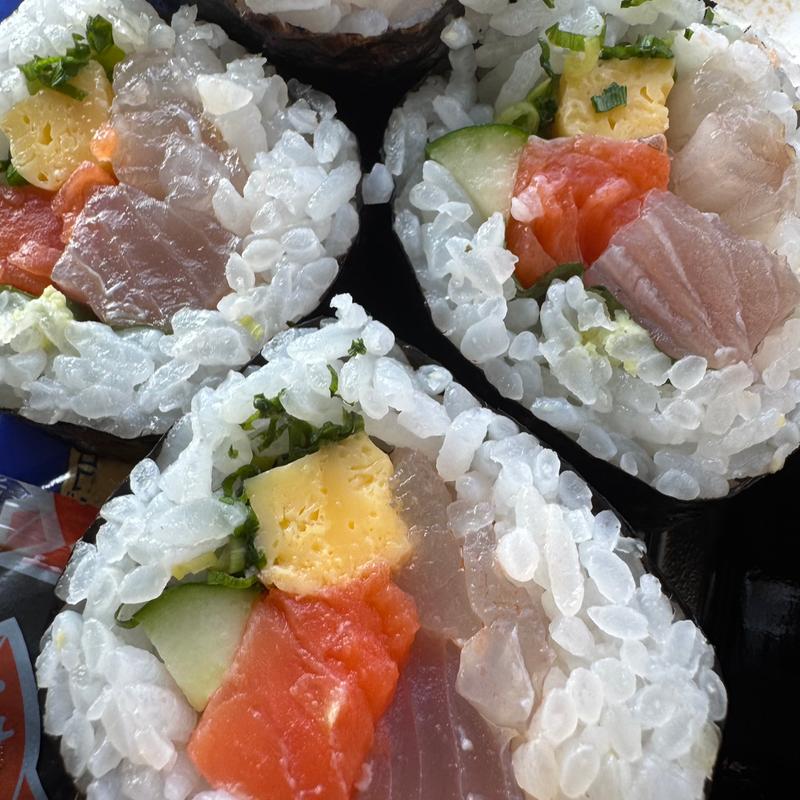 海鮮巻(スーパーセンタートライアル三股店)